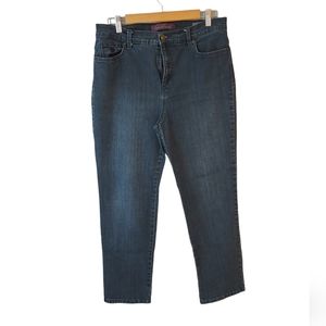 Gloria Vanderbilt Amanda Jeans Size 12 Short